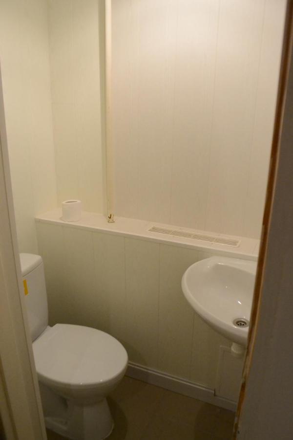 Spordihostel Voidu 17Aナルヴァ エクステリア 写真